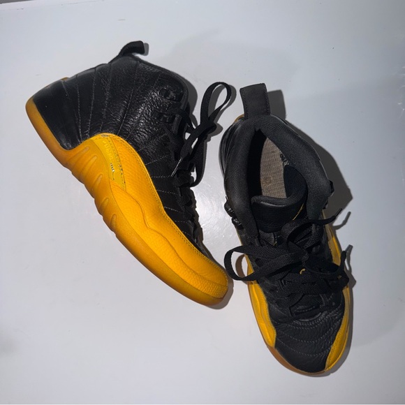 Jordan Other - Nike Air Jordan | 12 Retro Boys sneaker Black & Yellow size 6.5Y (no shoe soles)